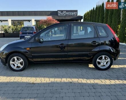 Черный Форд Фиеста, объемом двигателя 1.4 л и пробегом 155 тыс. км за 2999 $, фото 7 на Automoto.ua