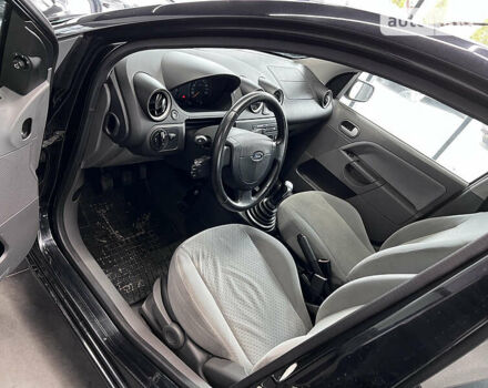 Чорний Форд Фієста, об'ємом двигуна 1.4 л та пробігом 127 тис. км за 3990 $, фото 30 на Automoto.ua