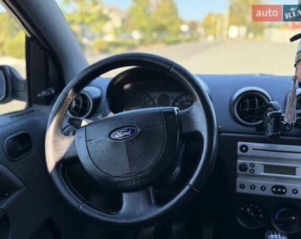 Черный Форд Фиеста, объемом двигателя 1.4 л и пробегом 155 тыс. км за 2999 $, фото 18 на Automoto.ua