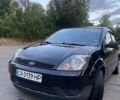 Черный Форд Фиеста, объемом двигателя 1.39 л и пробегом 150 тыс. км за 4250 $, фото 2 на Automoto.ua