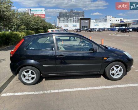 Черный Форд Фиеста, объемом двигателя 1.4 л и пробегом 350 тыс. км за 3500 $, фото 7 на Automoto.ua