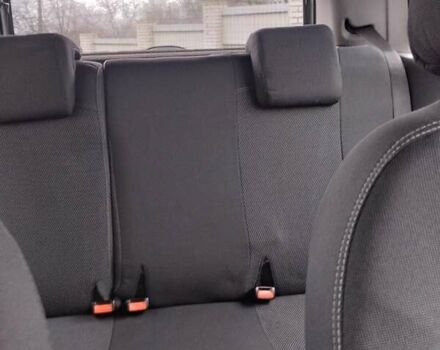 Черный Форд Фиеста, объемом двигателя 1.3 л и пробегом 218 тыс. км за 3900 $, фото 3 на Automoto.ua