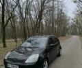 Черный Форд Фиеста, объемом двигателя 1.3 л и пробегом 260 тыс. км за 3600 $, фото 3 на Automoto.ua