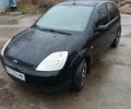 Черный Форд Фиеста, объемом двигателя 1.3 л и пробегом 164 тыс. км за 3900 $, фото 1 на Automoto.ua