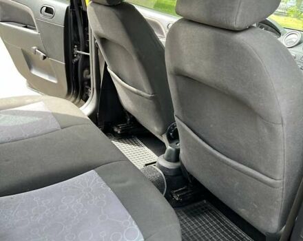 Форд Фиеста 2006 в Киеве на Automoto.ua Черный Форд Фиеста, объемом двигателя 1.39 л и пробегом 330 тыс. км за 3450 $, фото 11 на Automoto.ua