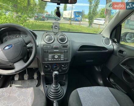Форд Фиеста 2006 в Киеве на Automoto.ua Черный Форд Фиеста, объемом двигателя 1.39 л и пробегом 330 тыс. км за 3450 $, фото 8 на Automoto.ua