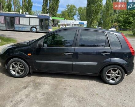 Форд Фиеста 2006 в Киеве на Automoto.ua Черный Форд Фиеста, объемом двигателя 1.39 л и пробегом 330 тыс. км за 3450 $, фото 1 на Automoto.ua