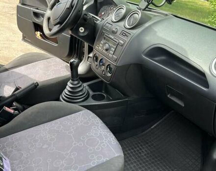 Форд Фиеста 2006 в Киеве на Automoto.ua Черный Форд Фиеста, объемом двигателя 1.39 л и пробегом 330 тыс. км за 3450 $, фото 16 на Automoto.ua