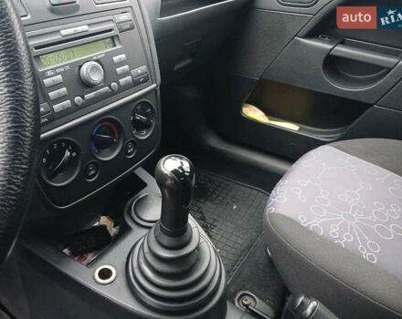 Черный Форд Фиеста, объемом двигателя 0 л и пробегом 184 тыс. км за 3590 $, фото 14 на Automoto.ua