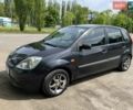 Чорний Форд Фієста, об'ємом двигуна 1.39 л та пробігом 333 тис. км за 3300 $, фото 1 на Automoto.ua