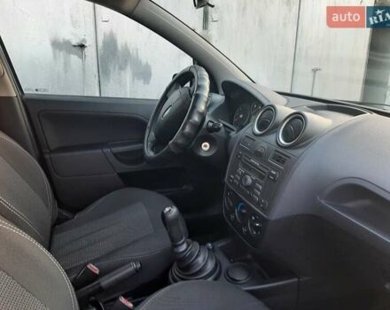Форд Фиеста 2006 в Киеве на Automoto.ua Черный Форд Фиеста, объемом двигателя 1.25 л и пробегом 279 тыс. км за 3500 $, фото 1 на Automoto.ua