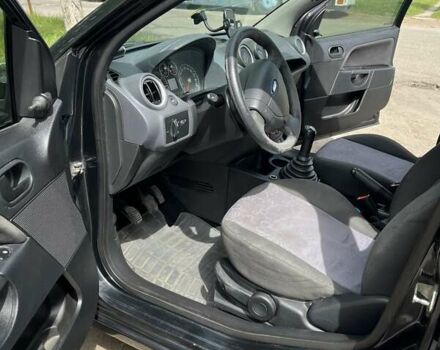 Форд Фиеста 2006 в Киеве на Automoto.ua Черный Форд Фиеста, объемом двигателя 1.39 л и пробегом 330 тыс. км за 3450 $, фото 12 на Automoto.ua