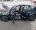 Черный Форд Фиеста, объемом двигателя 1.4 л и пробегом 241 тыс. км за 3800 $, фото 5 на Automoto.ua