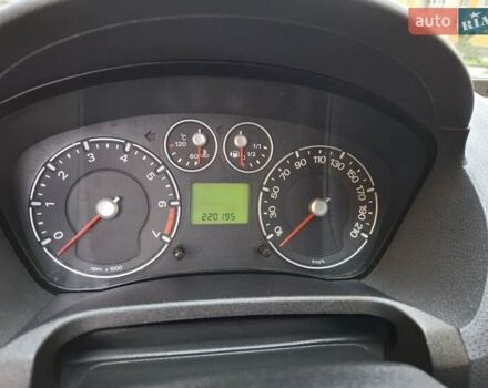 Черный Форд Фиеста, объемом двигателя 1.39 л и пробегом 220 тыс. км за 3800 $, фото 34 на Automoto.ua