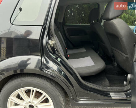 Черный Форд Фиеста, объемом двигателя 1.3 л и пробегом 251 тыс. км за 3500 $, фото 47 на Automoto.ua