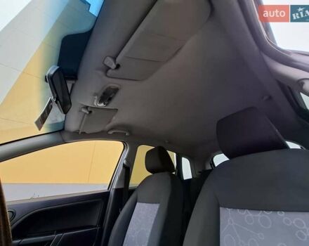 Черный Форд Фиеста, объемом двигателя 1.39 л и пробегом 220 тыс. км за 3800 $, фото 23 на Automoto.ua