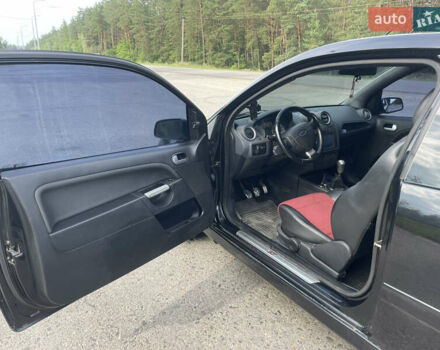 Черный Форд Фиеста, объемом двигателя 2 л и пробегом 222 тыс. км за 5400 $, фото 10 на Automoto.ua