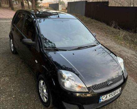 Черный Форд Фиеста, объемом двигателя 1.3 л и пробегом 276 тыс. км за 4300 $, фото 6 на Automoto.ua