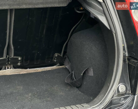 Черный Форд Фиеста, объемом двигателя 1.3 л и пробегом 251 тыс. км за 3500 $, фото 45 на Automoto.ua