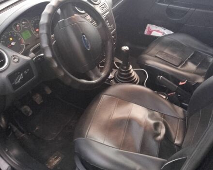 Черный Форд Фиеста, объемом двигателя 1.3 л и пробегом 230 тыс. км за 2500 $, фото 8 на Automoto.ua