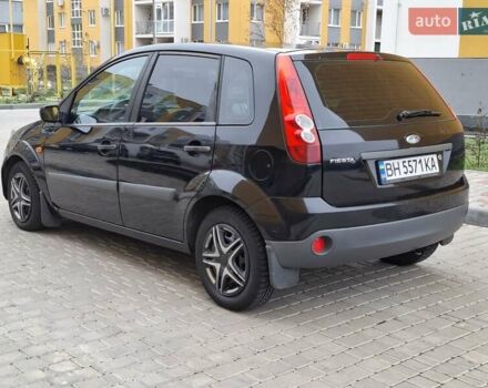 Черный Форд Фиеста, объемом двигателя 1.39 л и пробегом 220 тыс. км за 3800 $, фото 6 на Automoto.ua