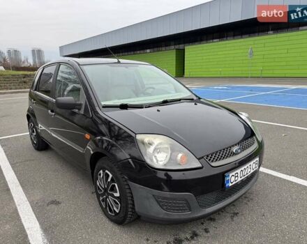 Черный Форд Фиеста, объемом двигателя 1.4 л и пробегом 145 тыс. км за 4350 $, фото 10 на Automoto.ua