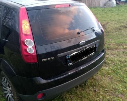 Черный Форд Фиеста, объемом двигателя 1.3 л и пробегом 230 тыс. км за 2500 $, фото 5 на Automoto.ua