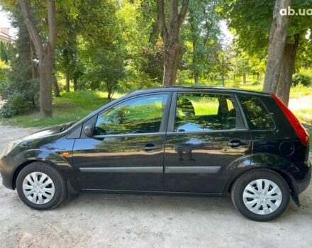 Черный Форд Фиеста, объемом двигателя 1.4 л и пробегом 305 тыс. км за 3990 $, фото 7 на Automoto.ua