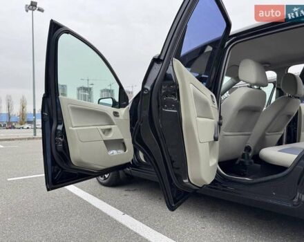 Черный Форд Фиеста, объемом двигателя 1.4 л и пробегом 145 тыс. км за 4350 $, фото 32 на Automoto.ua