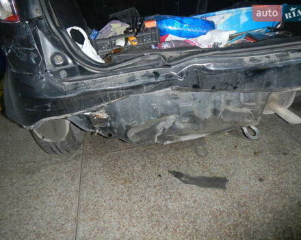 Черный Форд Фиеста, объемом двигателя 1.25 л и пробегом 220 тыс. км за 1600 $, фото 5 на Automoto.ua