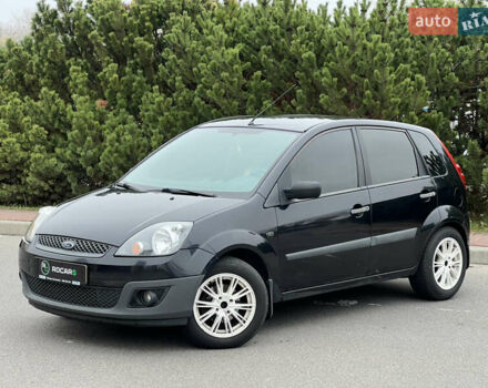 Черный Форд Фиеста, объемом двигателя 1.3 л и пробегом 251 тыс. км за 3500 $, фото 8 на Automoto.ua