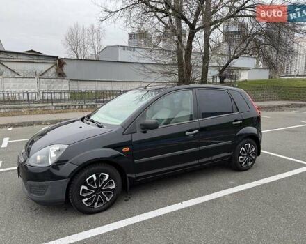 Черный Форд Фиеста, объемом двигателя 1.4 л и пробегом 145 тыс. км за 4350 $, фото 1 на Automoto.ua