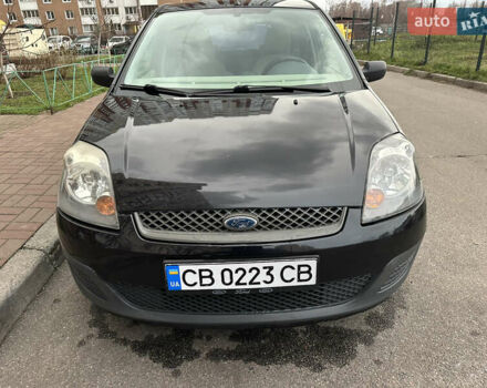 Черный Форд Фиеста, объемом двигателя 1.4 л и пробегом 145 тыс. км за 4000 $, фото 4 на Automoto.ua