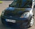 Черный Форд Фиеста, объемом двигателя 1.3 л и пробегом 200 тыс. км за 3500 $, фото 1 на Automoto.ua