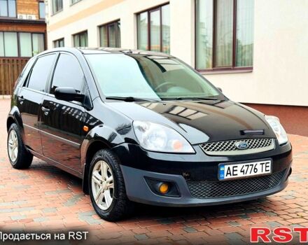 Черный Форд Фиеста, объемом двигателя 1.2 л и пробегом 160 тыс. км за 3999 $, фото 2 на Automoto.ua