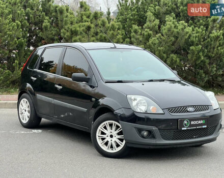Черный Форд Фиеста, объемом двигателя 1.3 л и пробегом 251 тыс. км за 3500 $, фото 2 на Automoto.ua