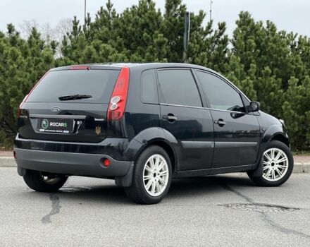 Черный Форд Фиеста, объемом двигателя 1.3 л и пробегом 251 тыс. км за 3500 $, фото 4 на Automoto.ua