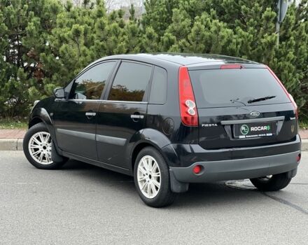 Черный Форд Фиеста, объемом двигателя 1.3 л и пробегом 251 тыс. км за 3500 $, фото 3 на Automoto.ua