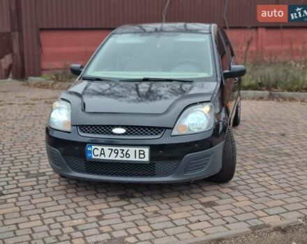 Черный Форд Фиеста, объемом двигателя 1.4 л и пробегом 233 тыс. км за 4650 $, фото 1 на Automoto.ua
