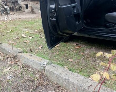 Форд Фієста 2008 у Синельниковом на Automoto.ua Чорний Форд Фієста, об'ємом двигуна 1.2 л та пробігом 225 тис. км за 4300 $, фото 6 на Automoto.ua