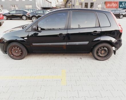 Чорний Форд Фієста, об'ємом двигуна 1.4 л та пробігом 238 тис. км за 4300 $, фото 5 на Automoto.ua