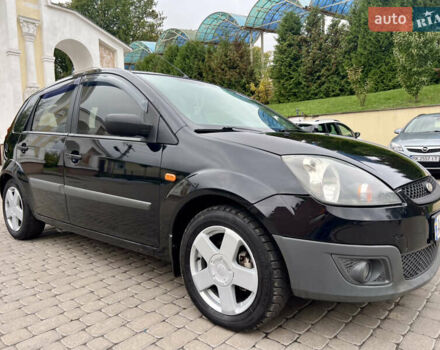 Чорний Форд Фієста, об'ємом двигуна 1.4 л та пробігом 215 тис. км за 3950 $, фото 3 на Automoto.ua