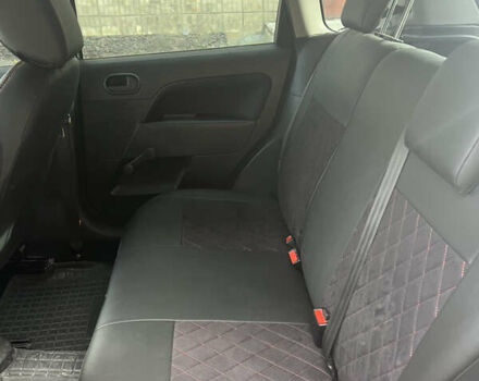 Черный Форд Фиеста, объемом двигателя 1.24 л и пробегом 159 тыс. км за 5500 $, фото 10 на Automoto.ua