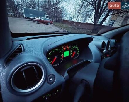 Чорний Форд Фієста, об'ємом двигуна 1.25 л та пробігом 246 тис. км за 4300 $, фото 18 на Automoto.ua