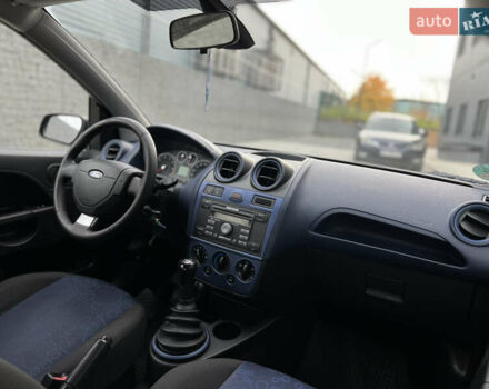 Черный Форд Фиеста, объемом двигателя 1.4 л и пробегом 184 тыс. км за 4750 $, фото 53 на Automoto.ua