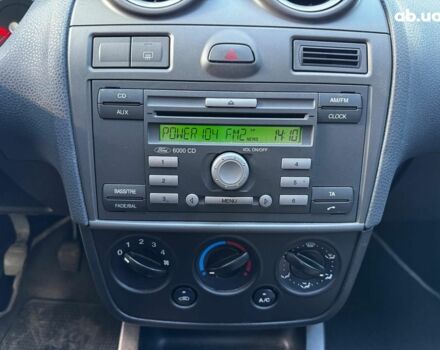 Чорний Форд Фієста, об'ємом двигуна 1.4 л та пробігом 137 тис. км за 3590 $, фото 15 на Automoto.ua