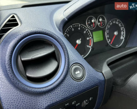 Черный Форд Фиеста, объемом двигателя 1.4 л и пробегом 184 тыс. км за 4750 $, фото 56 на Automoto.ua