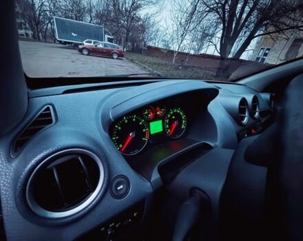 Чорний Форд Фієста, об'ємом двигуна 1.2 л та пробігом 246 тис. км за 4300 $, фото 12 на Automoto.ua