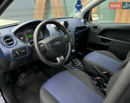 Черный Форд Фиеста, объемом двигателя 1.4 л и пробегом 184 тыс. км за 4750 $, фото 54 на Automoto.ua