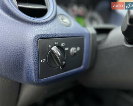 Черный Форд Фиеста, объемом двигателя 1.4 л и пробегом 184 тыс. км за 4750 $, фото 55 на Automoto.ua